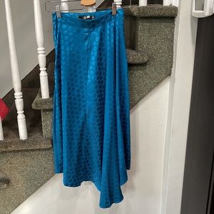 Misguided asymmetric midi skirt in teal polka dot